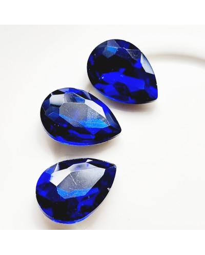 Įstatomas kristalas lašo f. mėlynas, 18x13x5mm, 1 vnt.